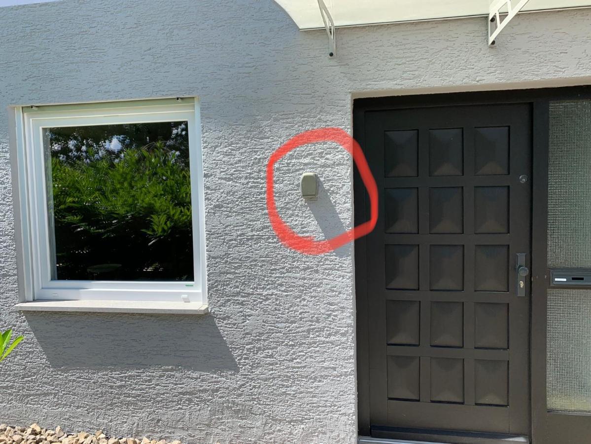 60Qm Zweizimmerwohnung Im Raum Stuttgart Oberriexingen Exterior photo